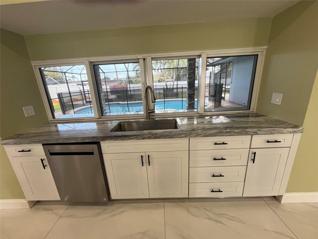 5424 Jackson Street, Hollywood, FL 33021