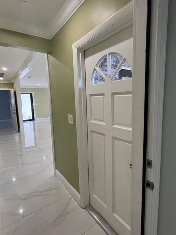 5424 Jackson Street, Hollywood, FL 33021