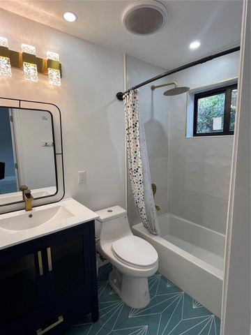 5424 Jackson Street, Hollywood, FL 33021