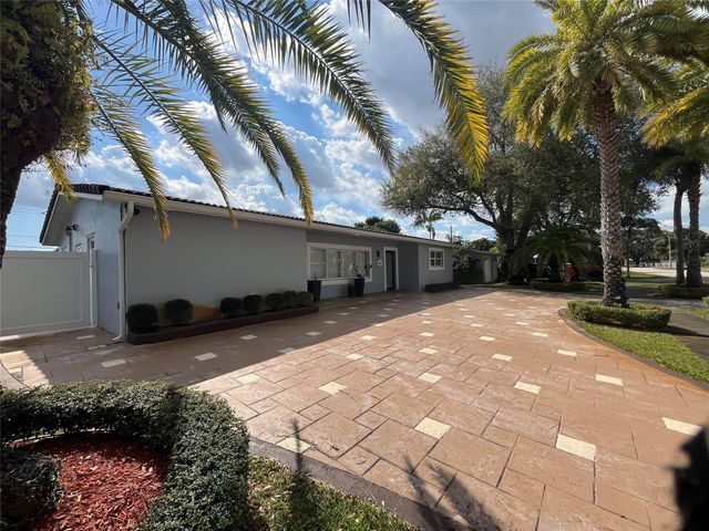 5424 Jackson Street, Hollywood, FL 33021