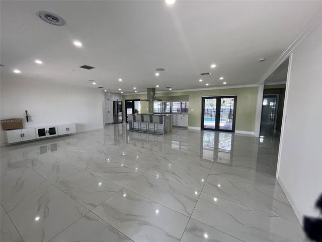 5424 Jackson Street, Hollywood, FL 33021