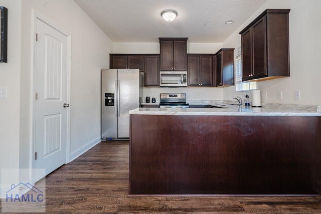 221 Gambrell Road, Hinesville, GA 31313