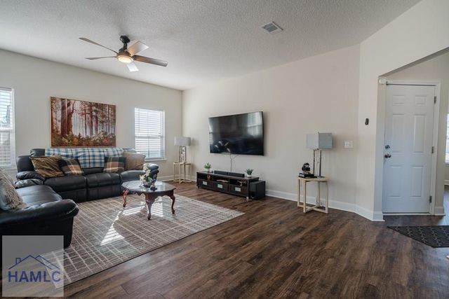 221 Gambrell Road, Hinesville, GA 31313