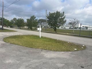 9260 SW 164th Street, Palmetto Bay, FL 33157