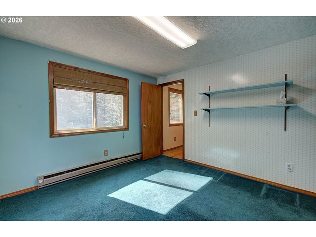230 PRIMROSE Rd, Kelso, WA 98626