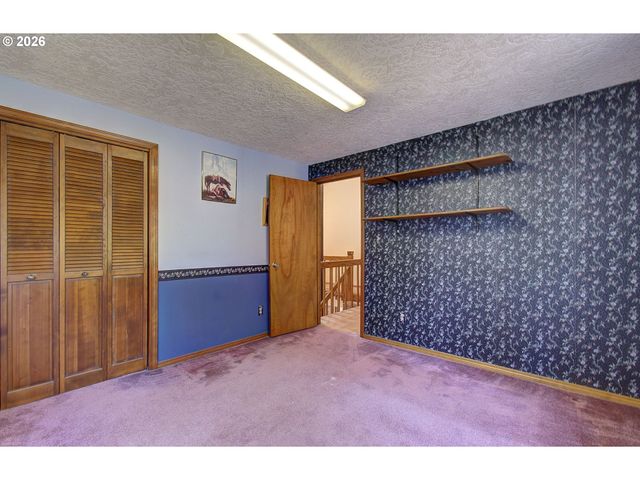 230 PRIMROSE Rd, Kelso, WA 98626