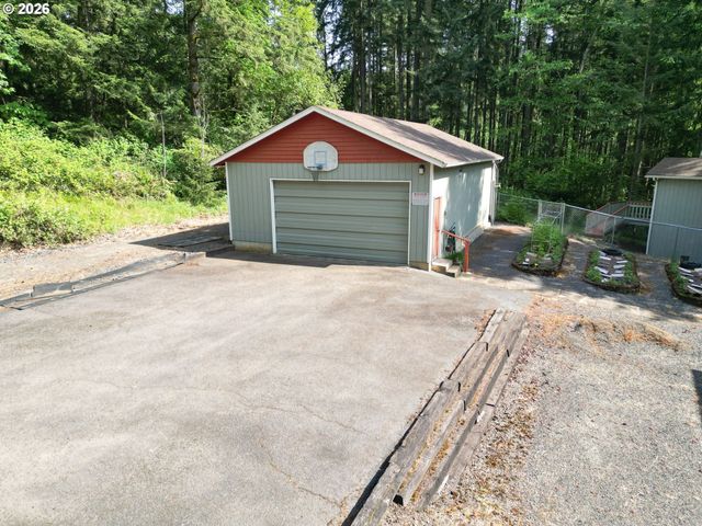 230 PRIMROSE Rd, Kelso, WA 98626