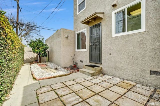 5655 E 2nd, Long Beach, CA 90803