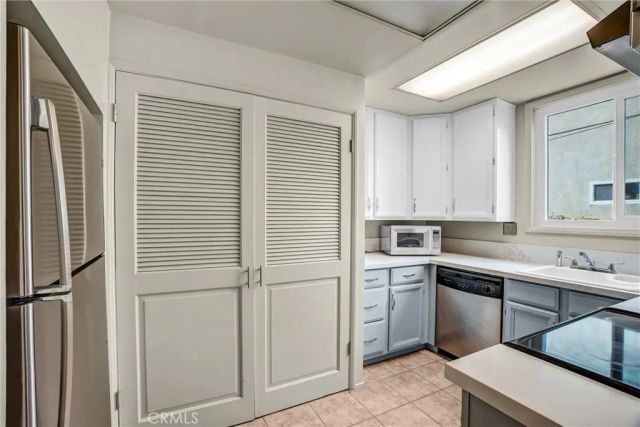 5655 E 2nd, Long Beach, CA 90803