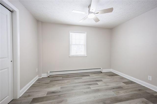 27 Woodside Lane, Greece, NY 14616