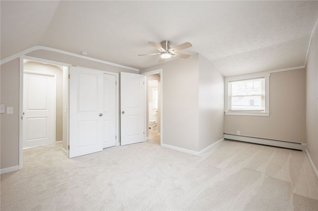 27 Woodside Lane, Greece, NY 14616