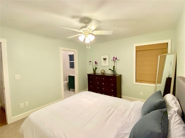 711 Royal Palm Place, Vero Beach, FL 32960