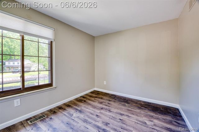 1787 Sheffield Drive, Ypsilanti, MI 48198
