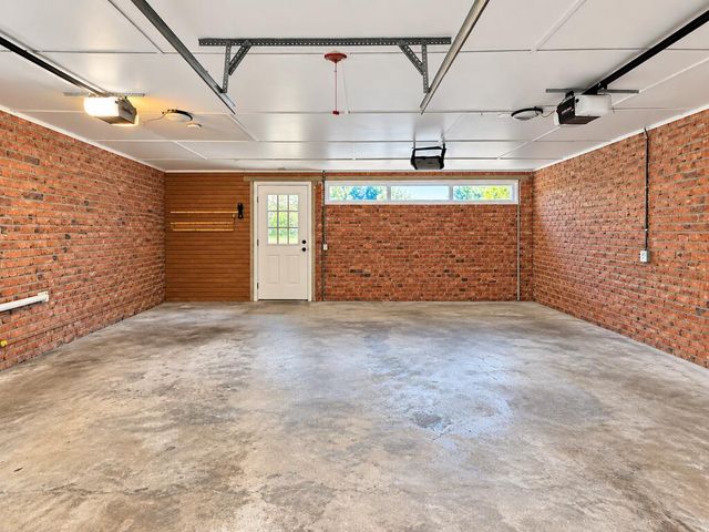 1106 N Pontiac Avenue, Dothan, AL 36303