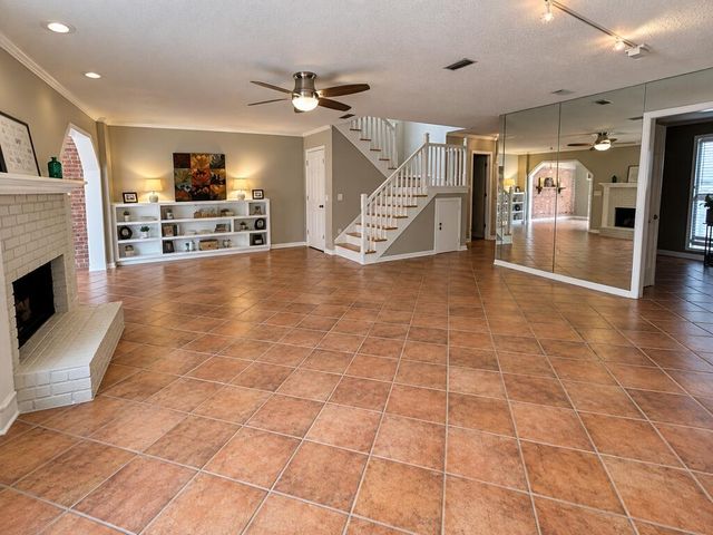 1106 N Pontiac Avenue, Dothan, AL 36303