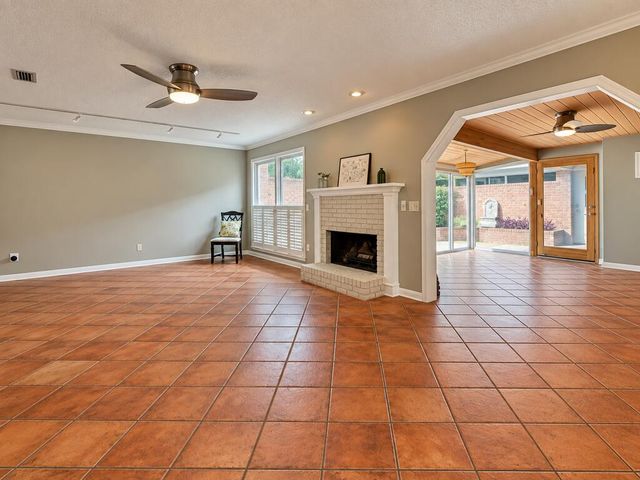 1106 N Pontiac Avenue, Dothan, AL 36303