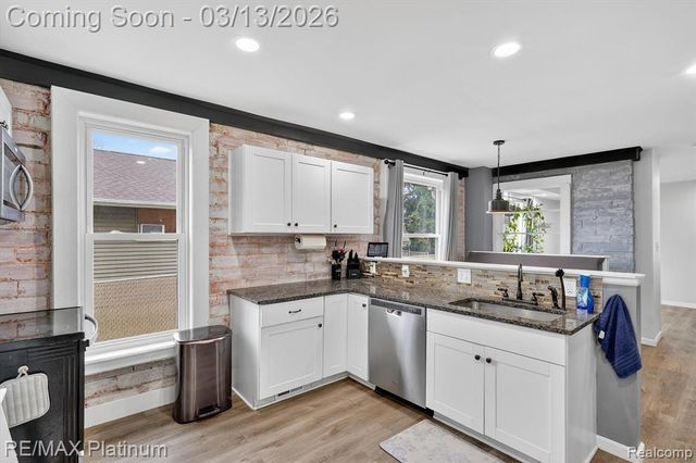 411 3rd Street, Fenton, MI 48430