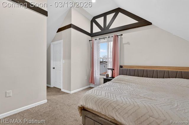 411 3rd Street, Fenton, MI 48430