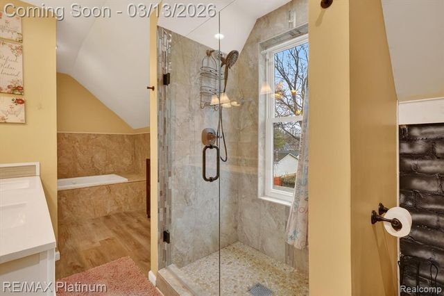 411 3rd Street, Fenton, MI 48430