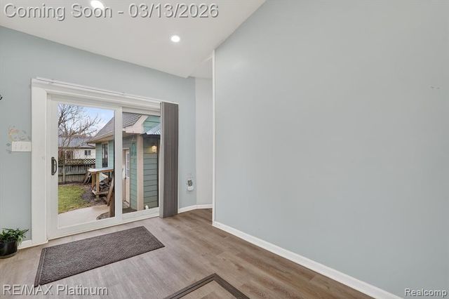 411 3rd Street, Fenton, MI 48430