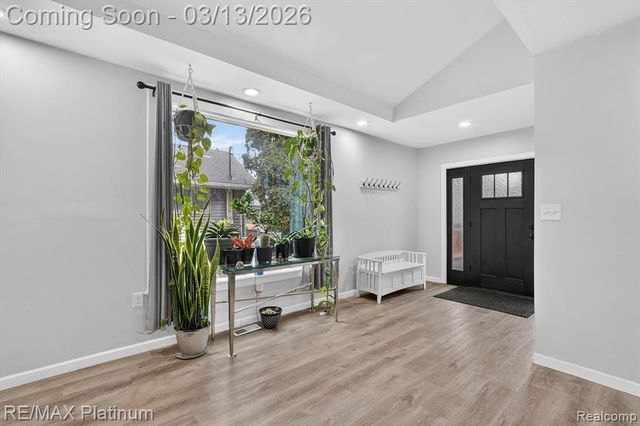 411 3rd Street, Fenton, MI 48430