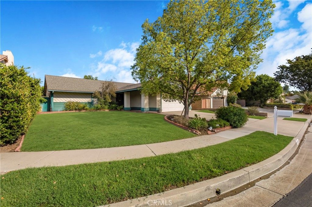 7036 Sedan, West Hills, CA 91307 — exterior