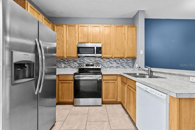 13905 ABBEY LANE, Largo, FL 33771