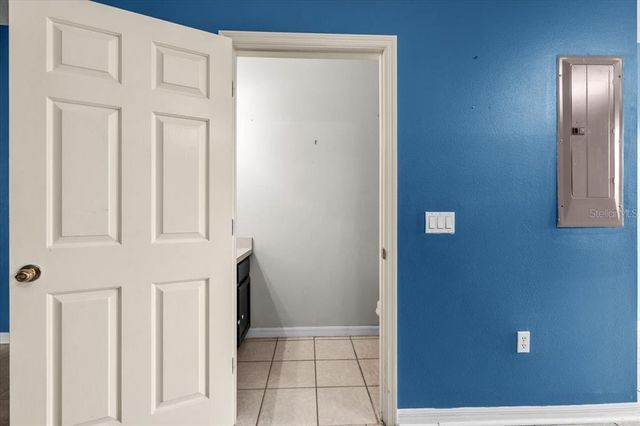 13905 ABBEY LANE, Largo, FL 33771