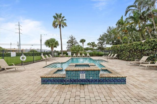 13905 ABBEY LANE, Largo, FL 33771