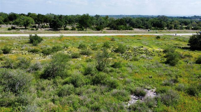 237 Spicewood Trails DR, Spicewood, TX 78669