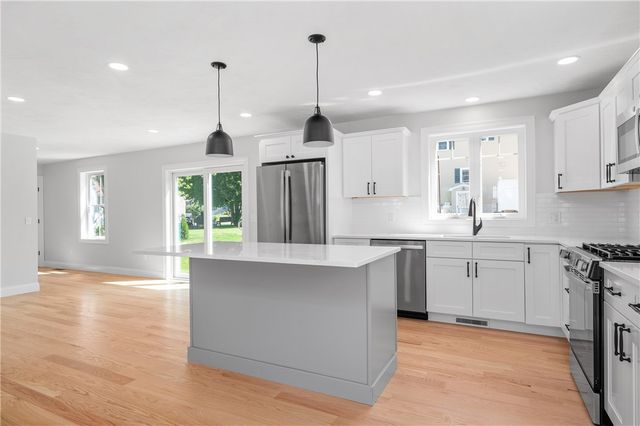 47 Dale Street, Cumberland, RI 02864