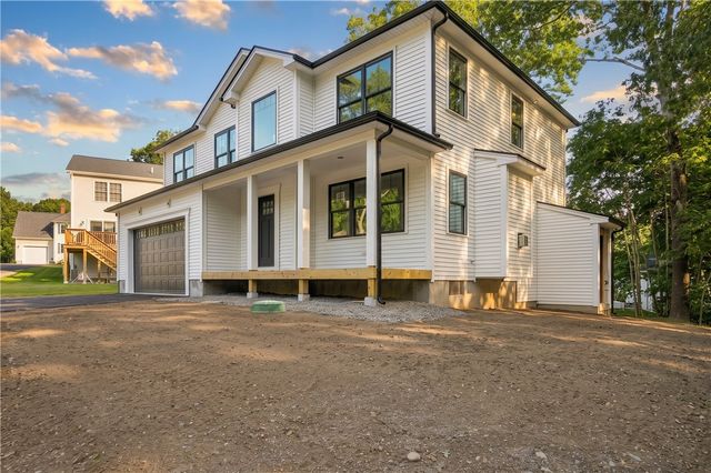 47 Dale Street, Cumberland, RI 02864