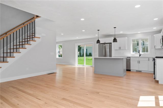 47 Dale Street, Cumberland, RI 02864