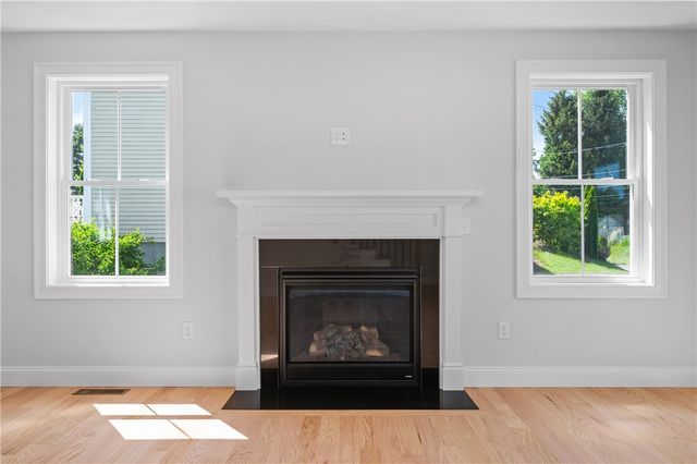 47 Dale Street, Cumberland, RI 02864