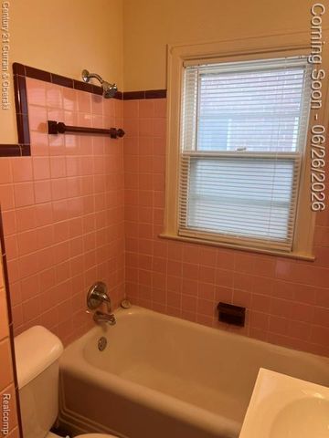 6901 Faust Avenue, Detroit, MI 48228