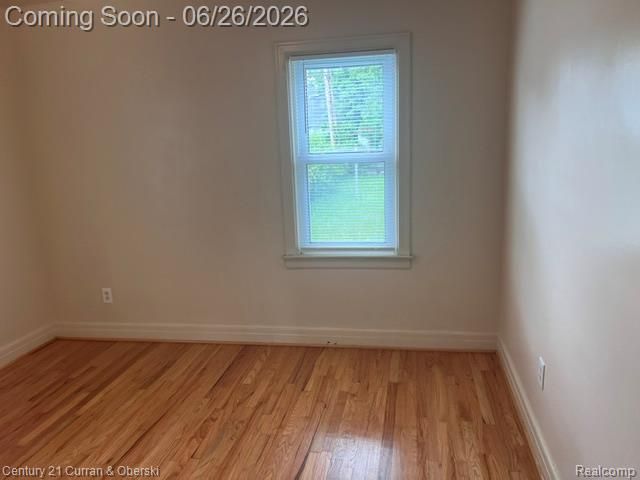 6901 Faust Avenue, Detroit, MI 48228