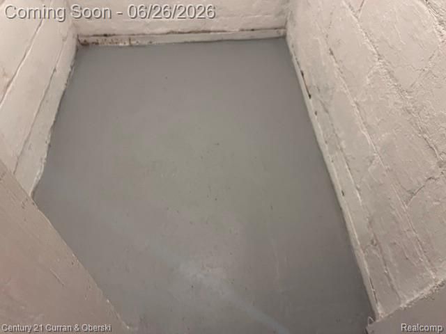 6901 Faust Avenue, Detroit, MI 48228