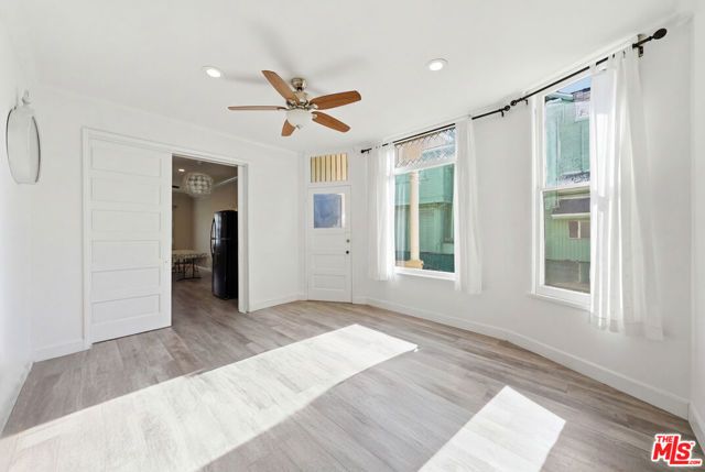 1147 S Westlake Avenue, Los Angeles, CA 90006