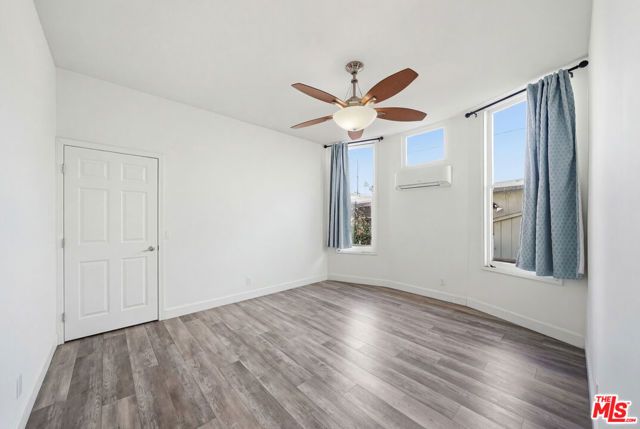 1147 S Westlake Avenue, Los Angeles, CA 90006