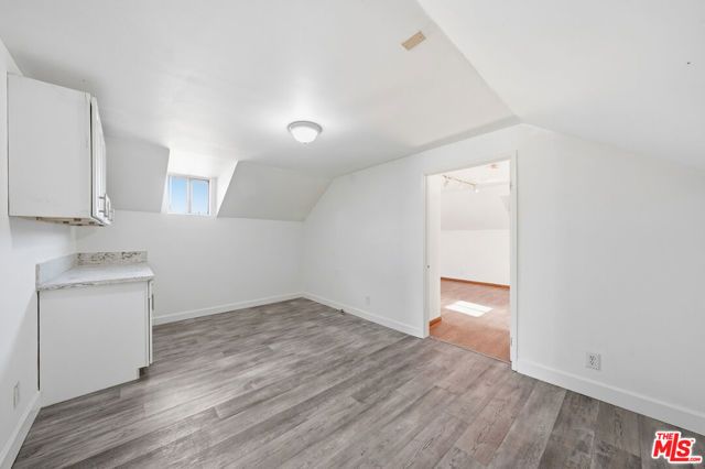 1147 S Westlake Avenue, Los Angeles, CA 90006