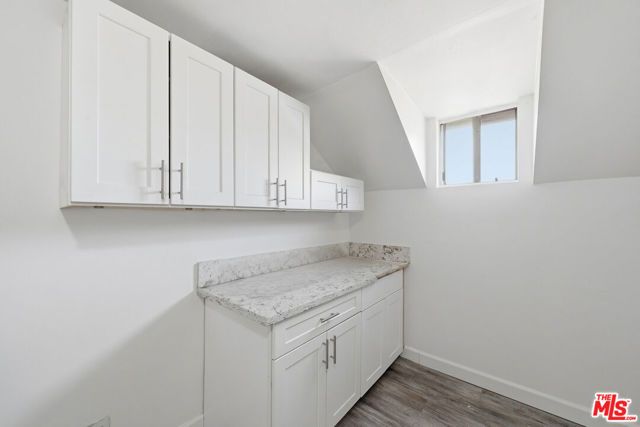 1147 S Westlake Avenue, Los Angeles, CA 90006