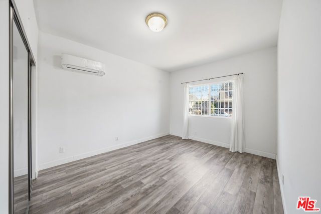 1147 S Westlake Avenue, Los Angeles, CA 90006