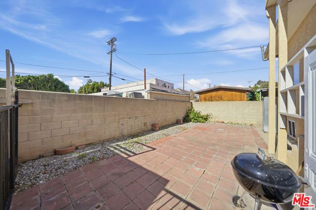 1147 S Westlake Avenue, Los Angeles, CA 90006
