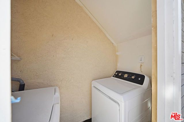 1147 S Westlake Avenue, Los Angeles, CA 90006