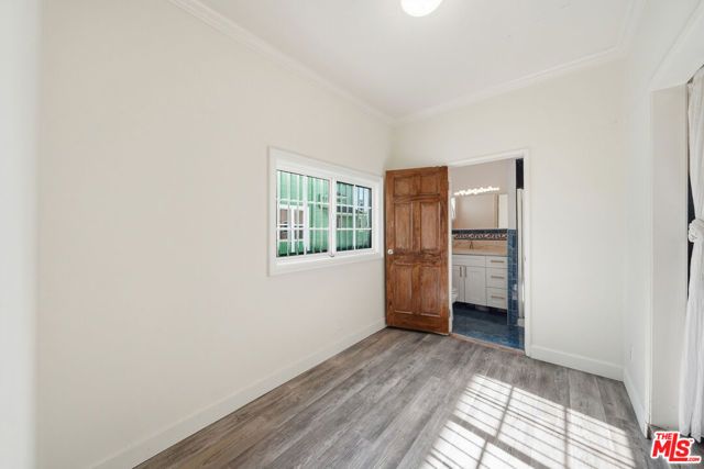 1147 S Westlake Avenue, Los Angeles, CA 90006