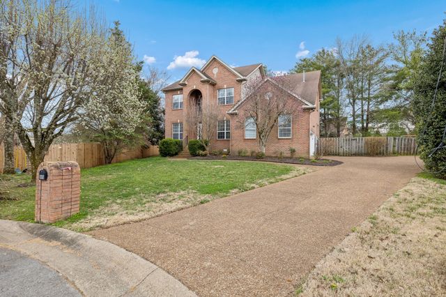 605 Redleaf Ridge Cir, Nashville, TN 37211