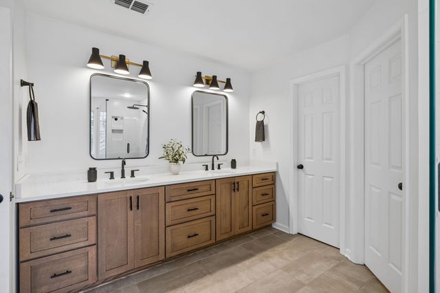 605 Redleaf Ridge Cir, Nashville, TN 37211