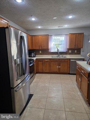 5113 GARIBALDI PL, Waldorf, MD 20603