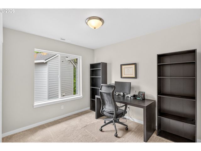 1521 S CAMILLE Pl, Newberg, OR 97132