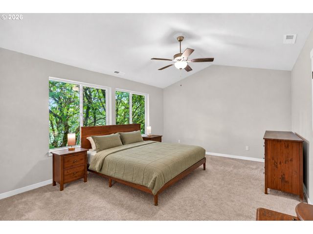 1521 S CAMILLE Pl, Newberg, OR 97132